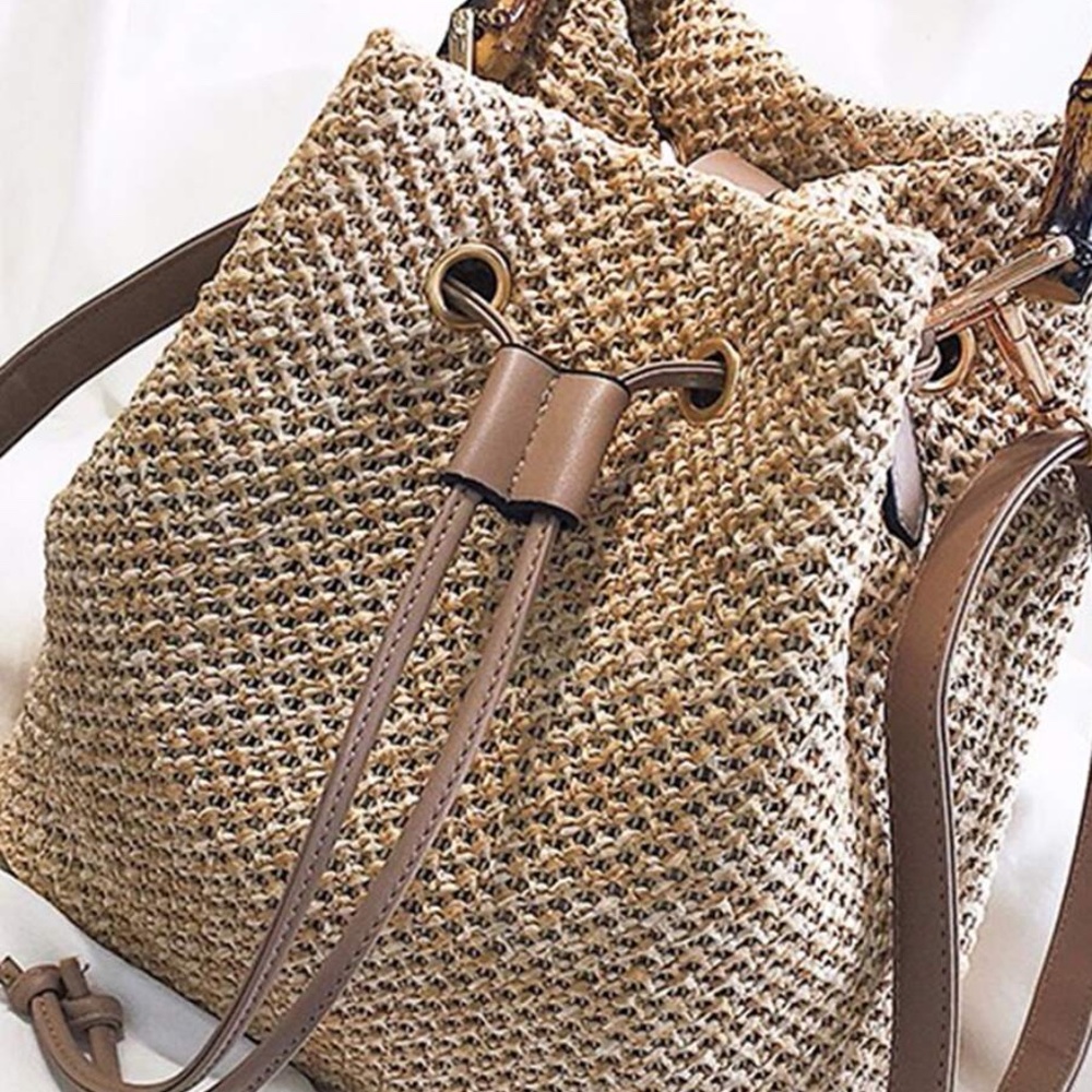 Straw bucket drawstring Bag - Picture 5 of 7
